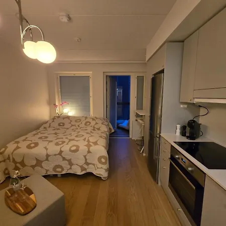 Viherpihan Helmi I Free Parking & Netflix I 5g Espoo